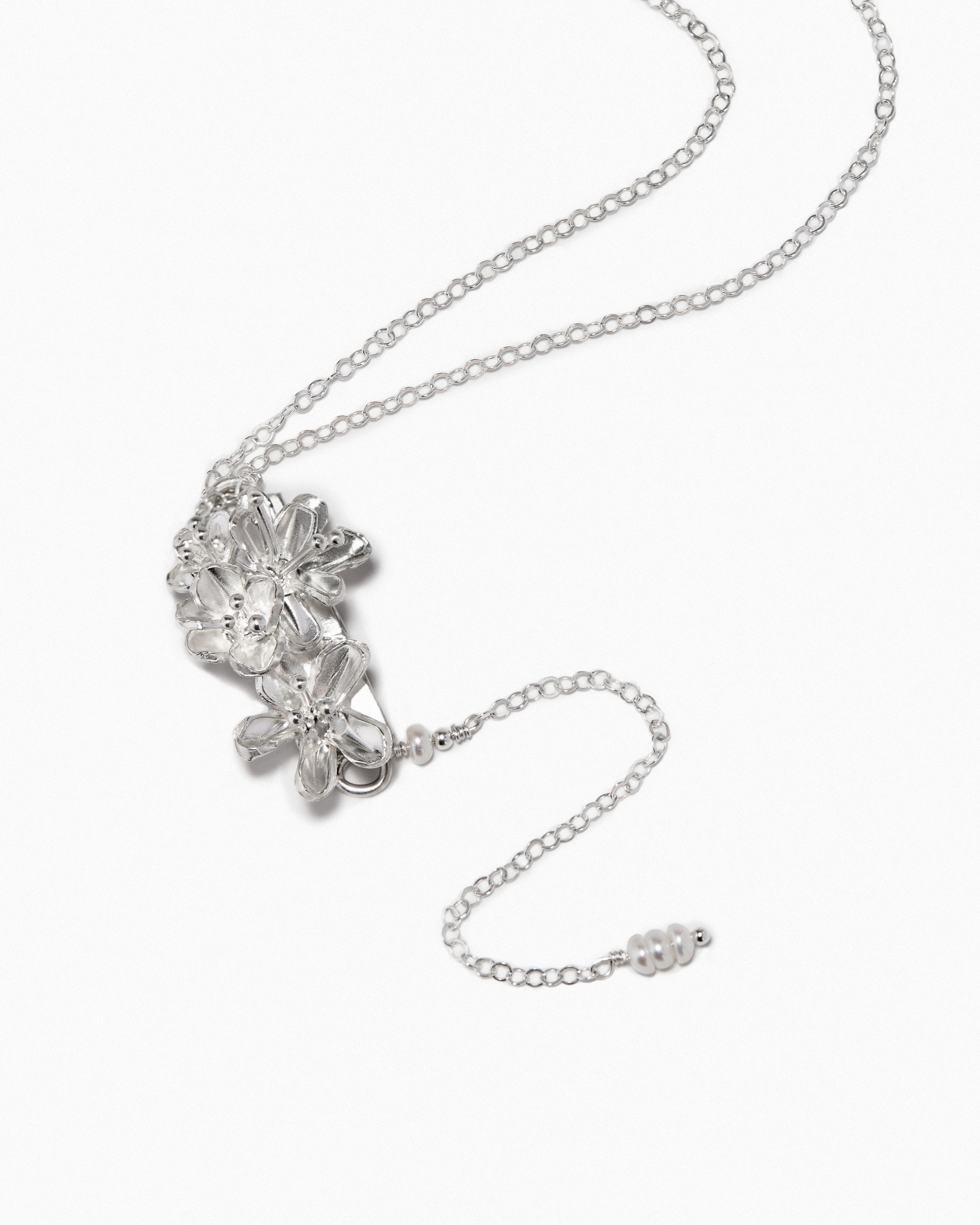 Lariat Drop Bouquet Pearl Necklace
