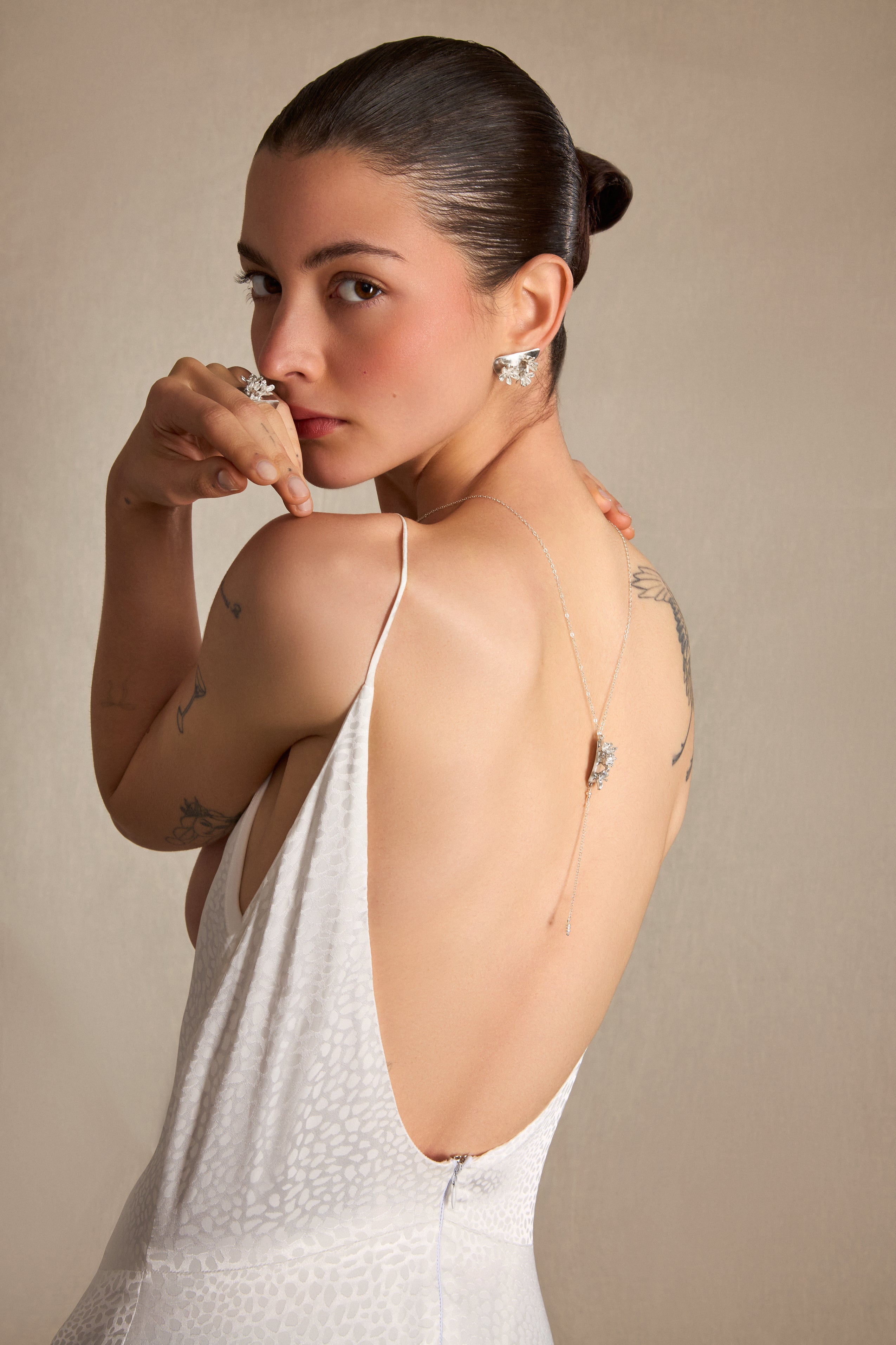Lariat Drop Bouquet Pearl Necklace