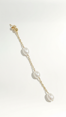 Drop Chain 3 Oval Pearl Earrings