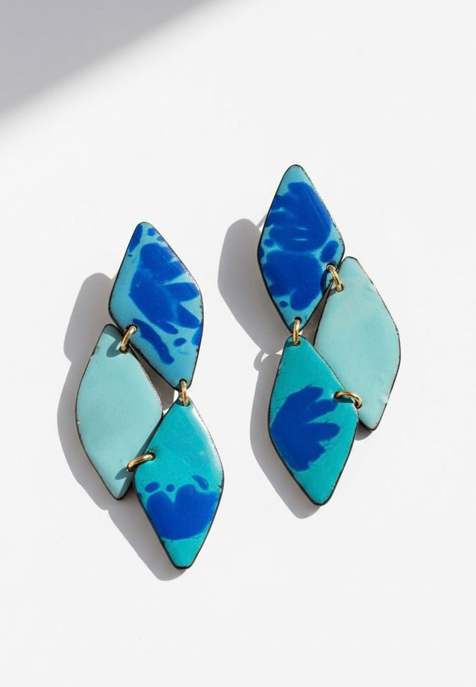 Pendientes de esmalte flores azules