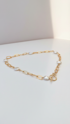 Thick Paperclip Chain & Peals Toggle Chocker