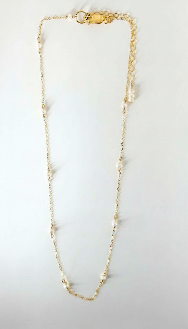 Tiny Oval Dainty Gold Necklace