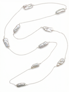 Straight Biwa Long Pearls
